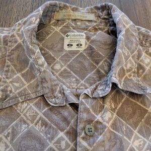 Columbia River Lodge Plaid Shirt
